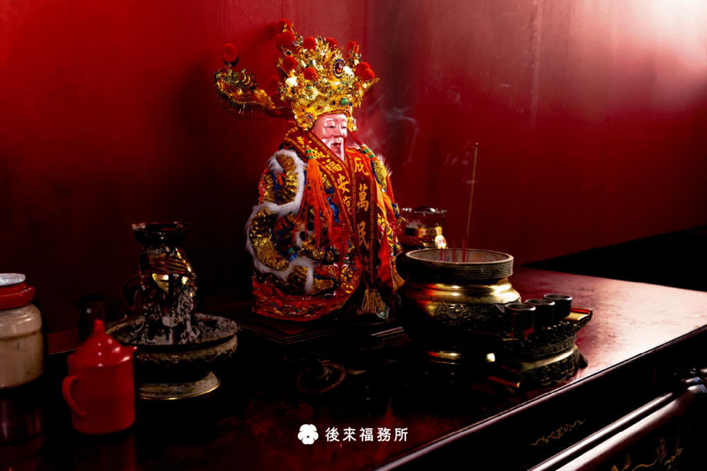 年輕世代參與傳統祈福儀式